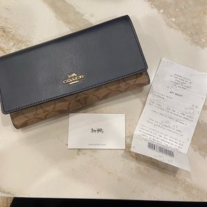 New Coach Blue/Signature Canvas Large Wallet